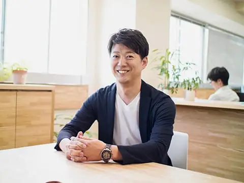 仕掛け人 李成一